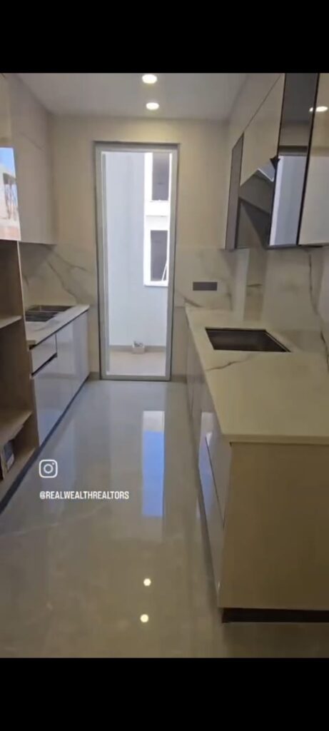 3 bhk sale in sector 63 ( Desperate Deal ) Gurgaon Haryana