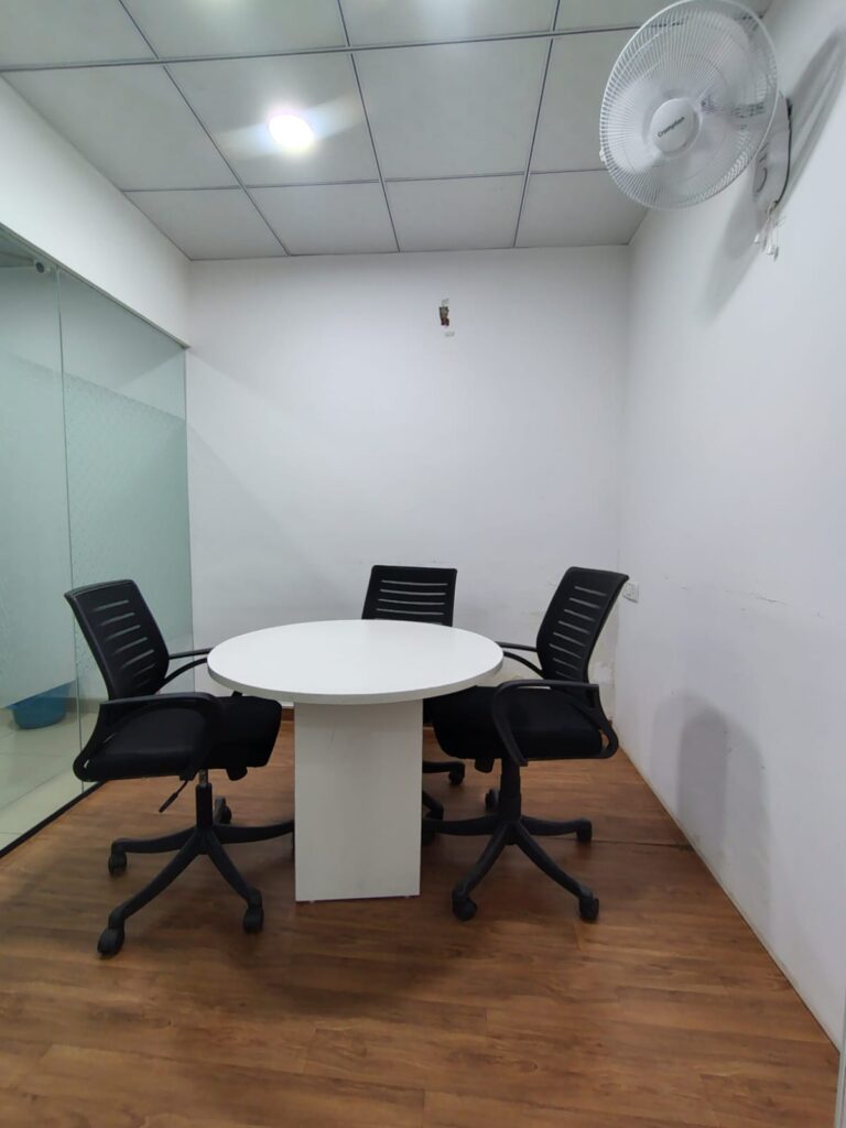 H BLOCK, Sector 63, NOIDA . Office For Day / Night Floor, lower Ground floor